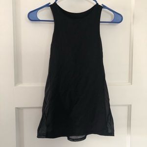 Lululemon Sz 4 Black Mesh Tank